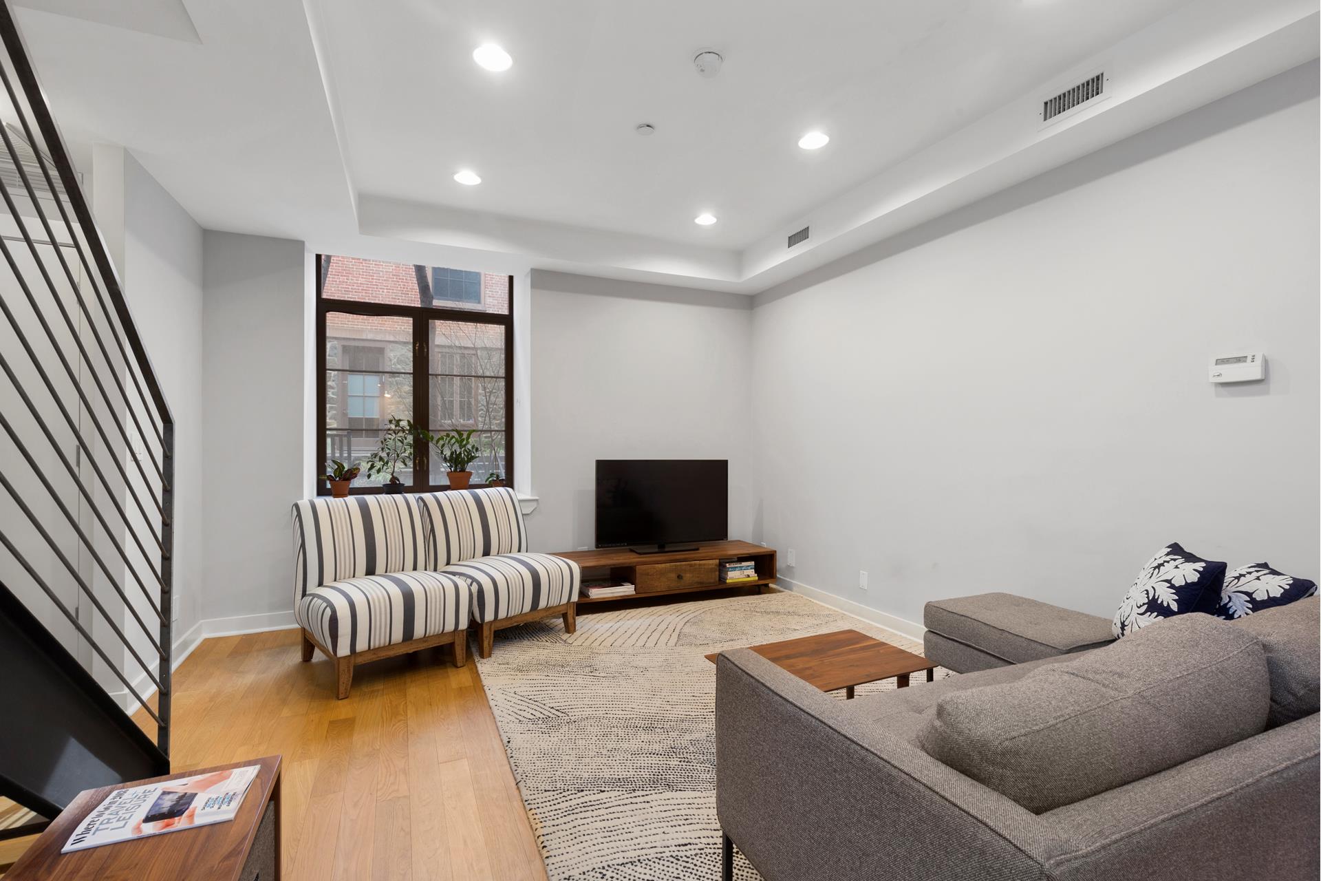 International Furniture Brooklyn Ny Ideas 101 Warren St A1g Brooklyn Ny 11201 Sotheby S International Realty Inc