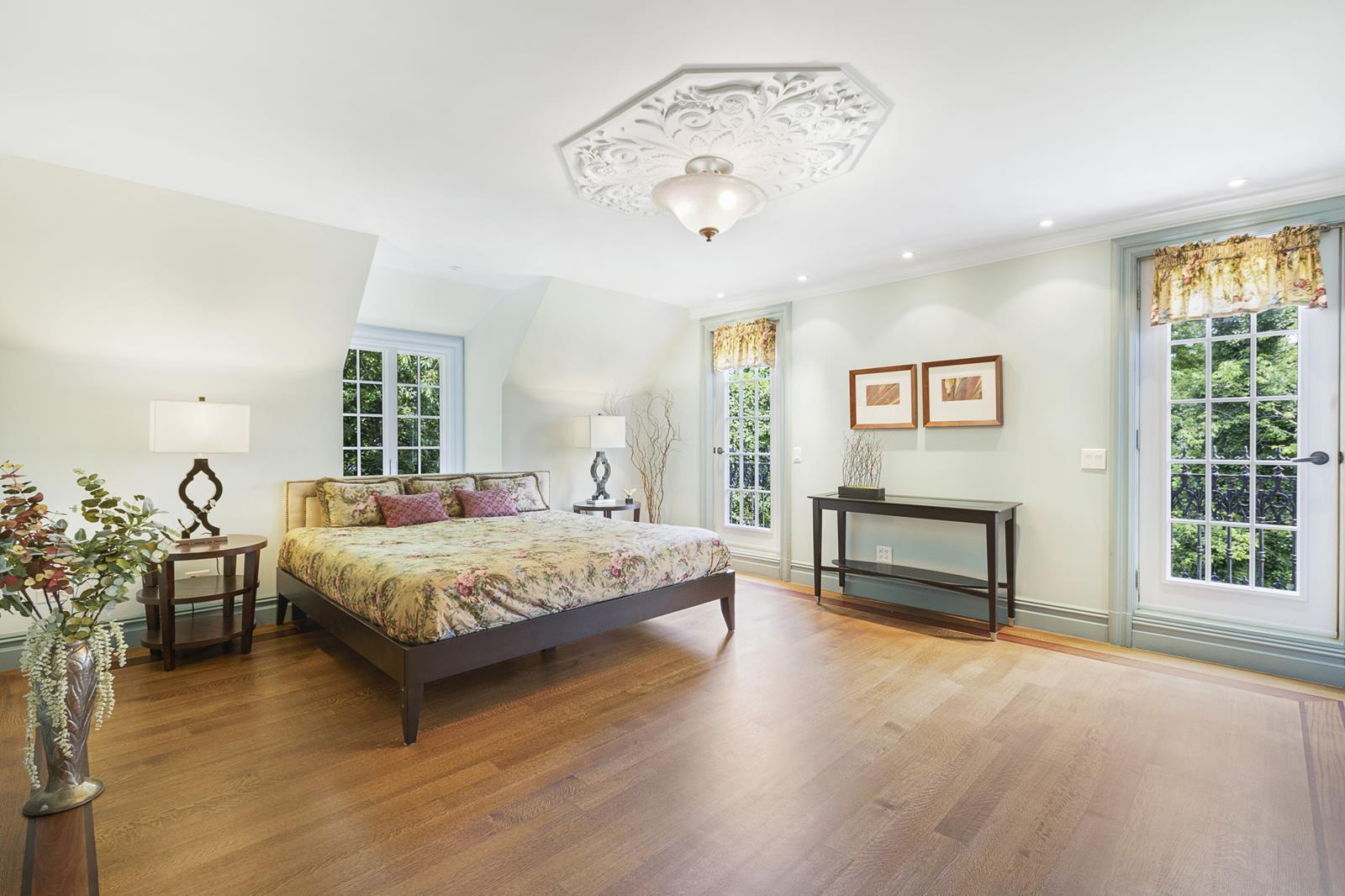 5022 Arlington Ave Riverdale Bronx Villa/Townhouse for Sale 6 bedrooms 4 bathrooms Christie