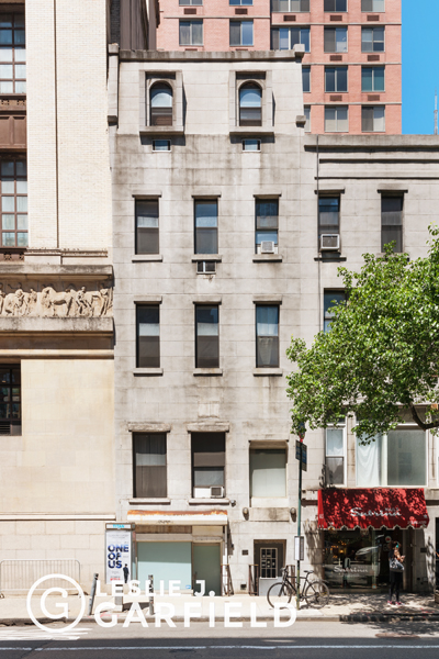 ベルナール・ビュッフェ、「NEW YORK-Park avenue」 750 Park Avenue #5B in Lenox Hill, Manhattan | StreetEasy