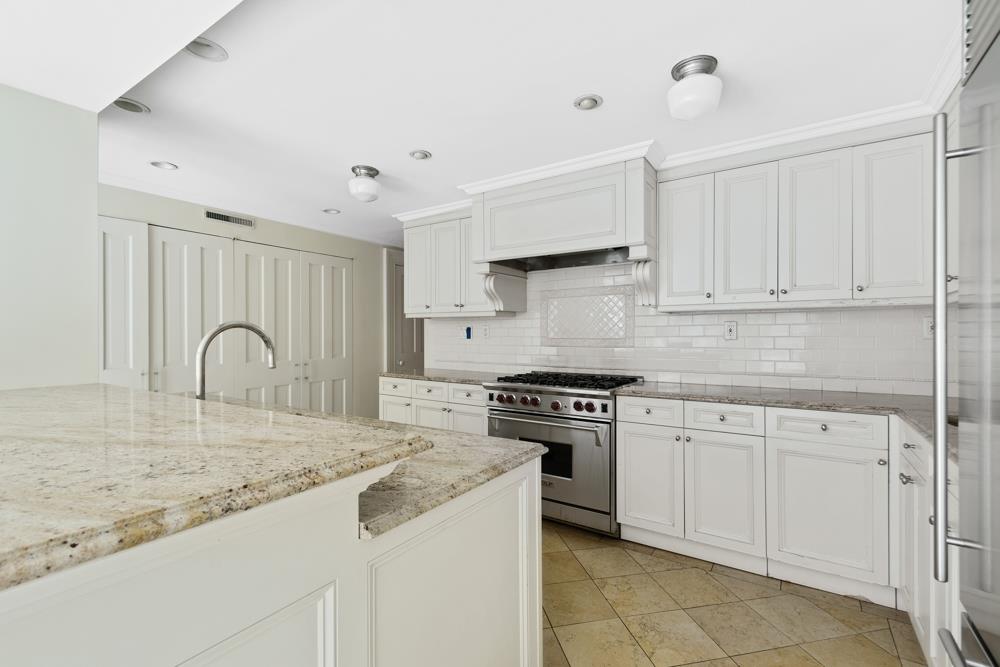 16 South Portland Avenue Fort Greene Brooklyn Multi Family Townhouse For Sale With 5 Bedrooms 3 Full Bathrooms And 1 Partial Bathrooms Christie S International Real Estate