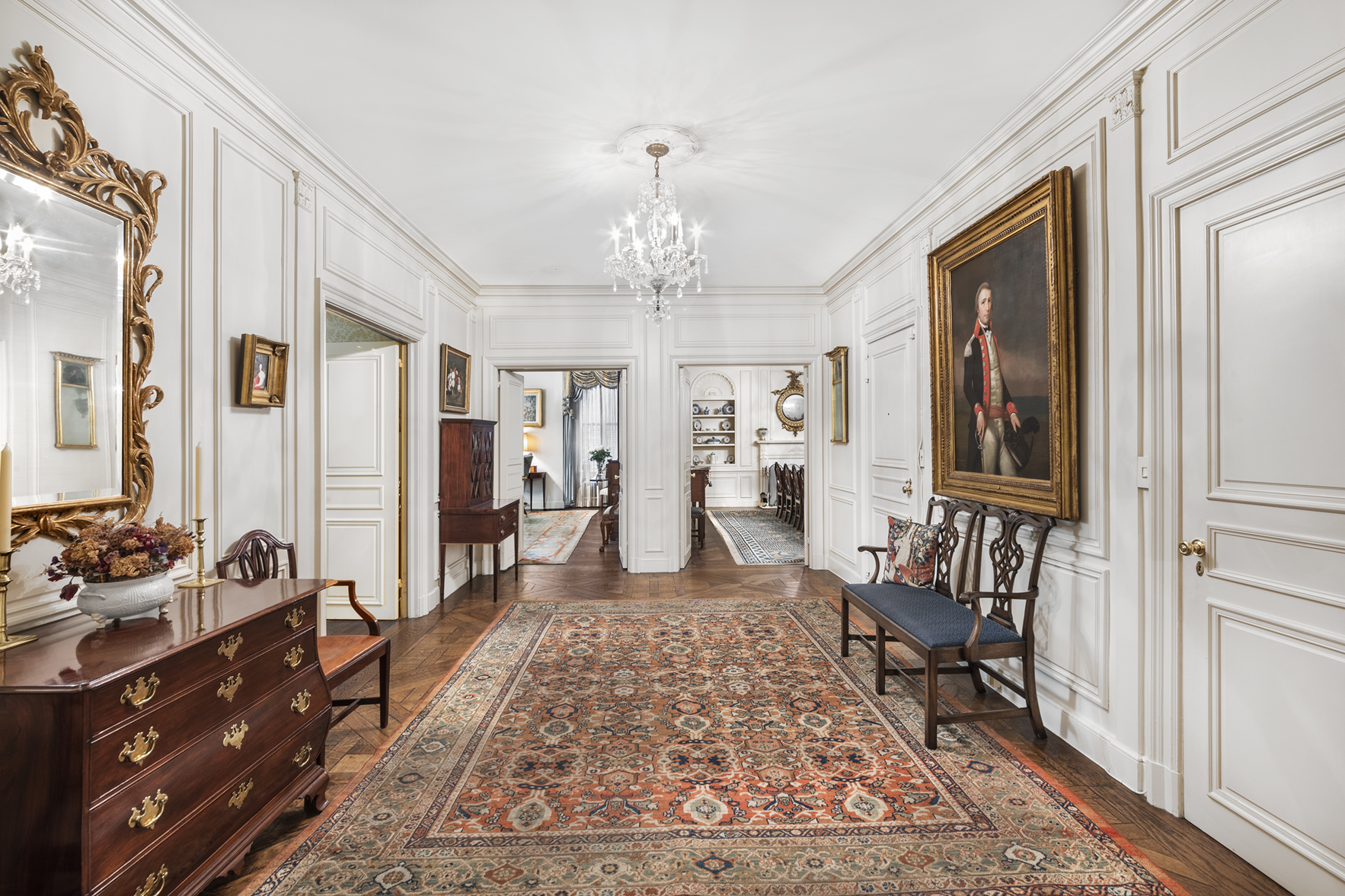 625 Park Avenue, 2A | Upper East Side New York Co op property for Sale with 2 bedrooms 3 bathrooms | Christie's International Real Estate Andere Artikel Zum Verkauf In New York 625 Anzeigen