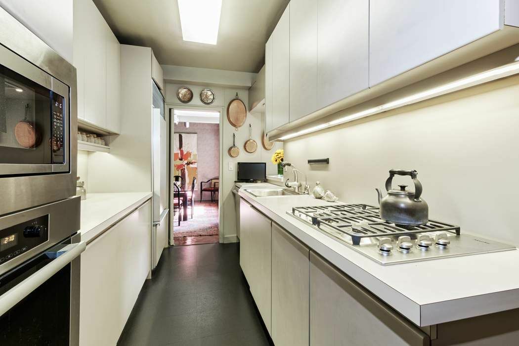 4 East 70th Street, #4/5A