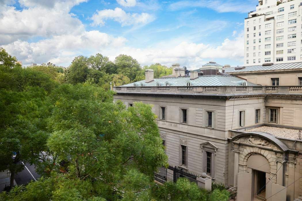 4 East 70th Street, #4/5A