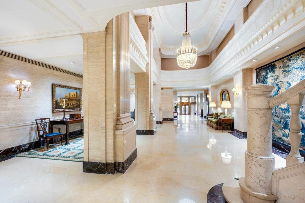 15 East 69th Street, #5B