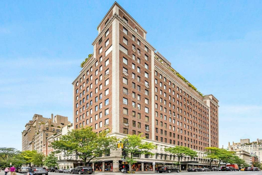 15 East 69th Street, #5B