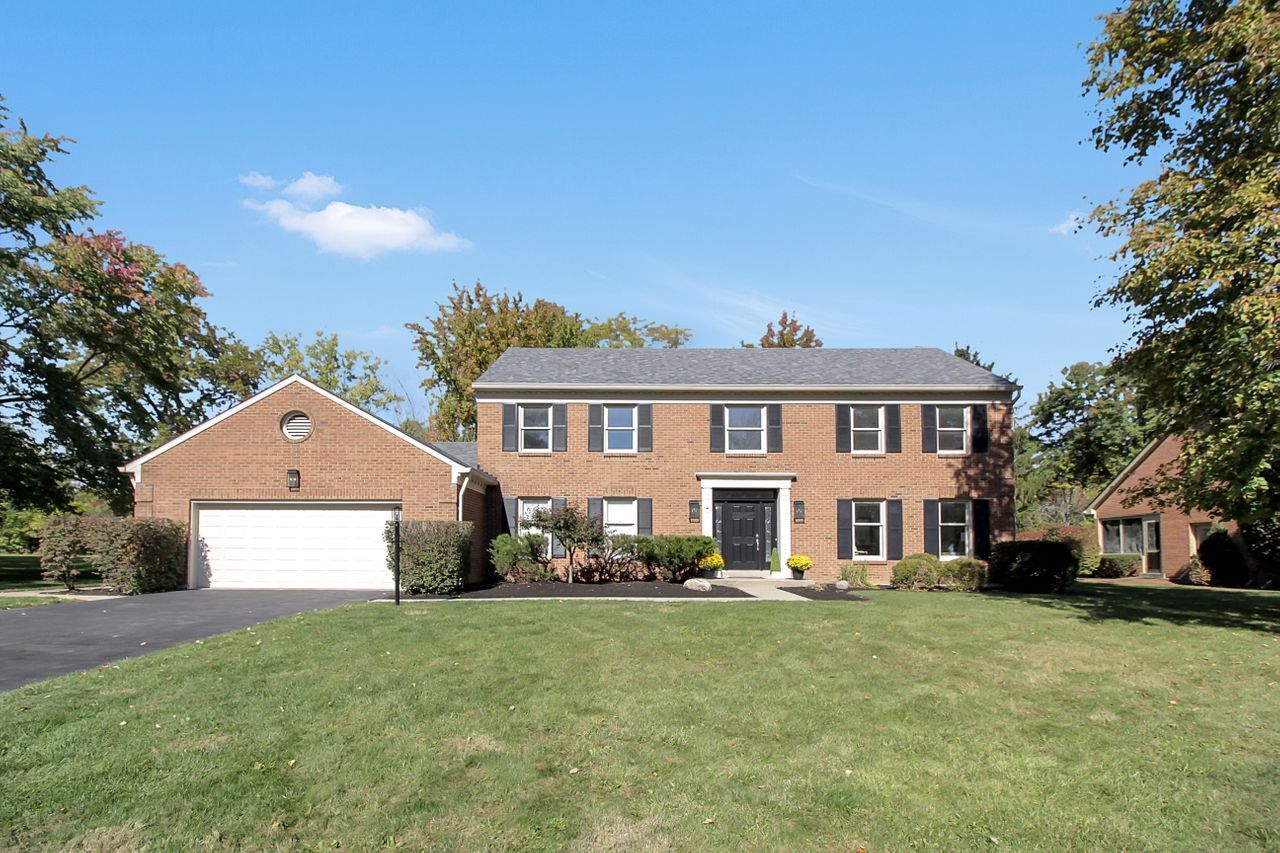 For Sale 8314 Cypresswood Dr, Cincinnati, OH 45249 4 Beds / 4 Full