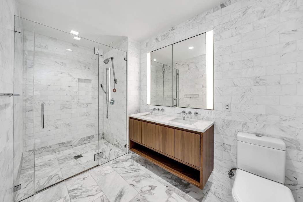 242 Broome Street, #8E