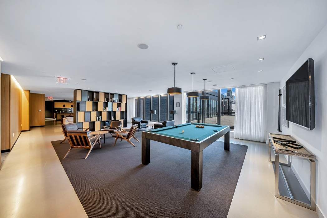 242 Broome Street, #8E