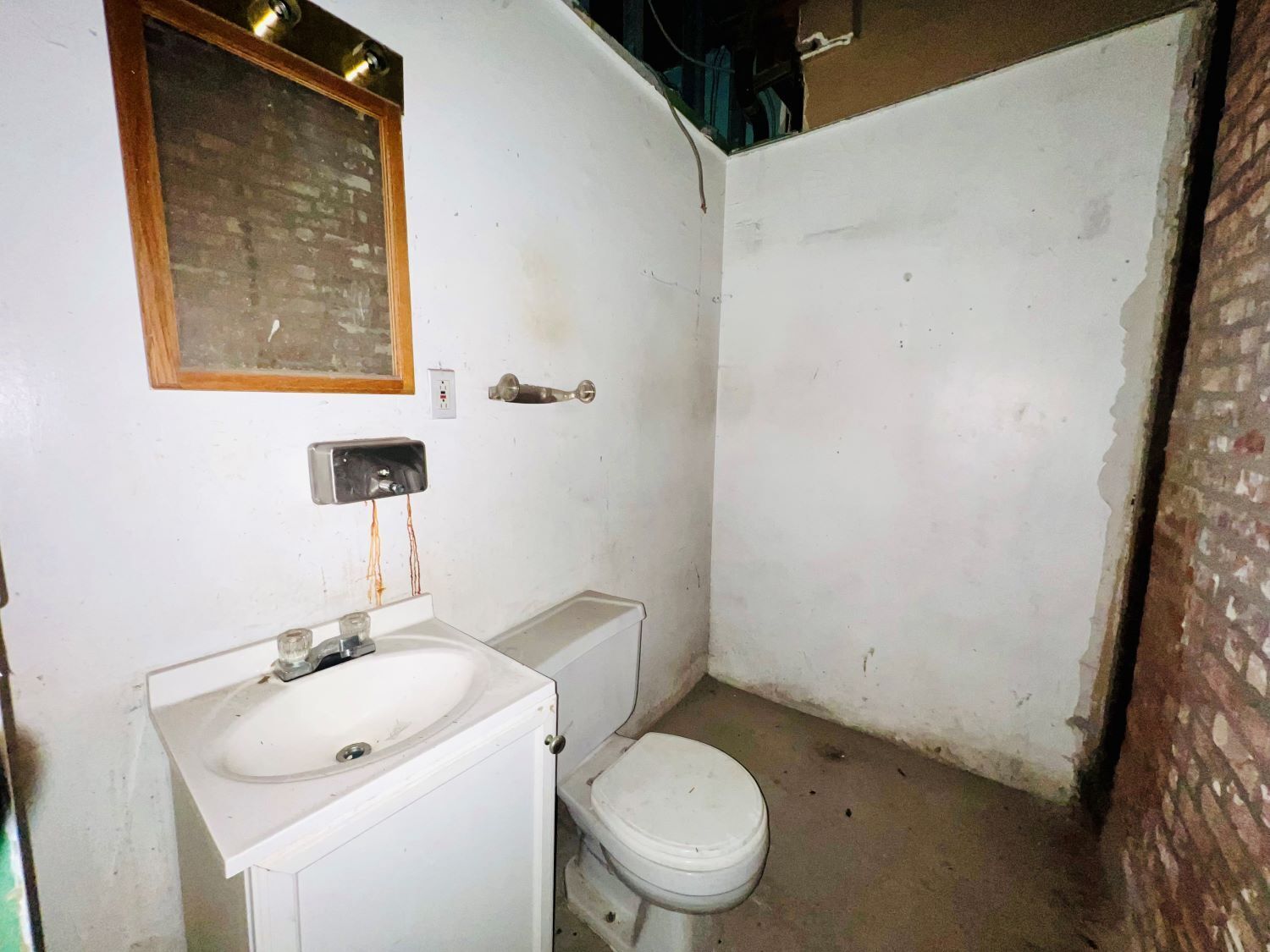 110 Flushing Avenue Fort Greene Brooklyn NY 11205