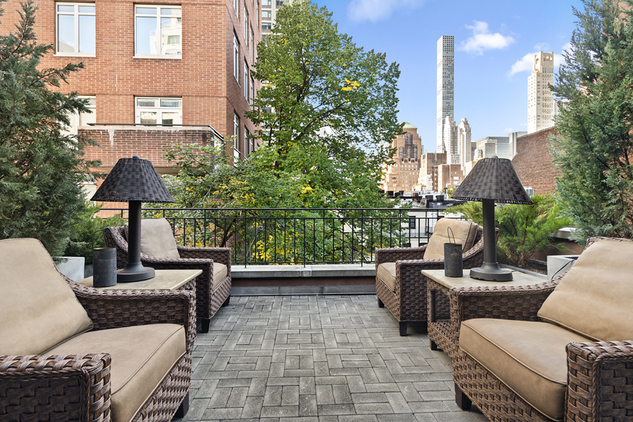 164 East 66th Street, New York, NY, 10065 | Lenox Hill