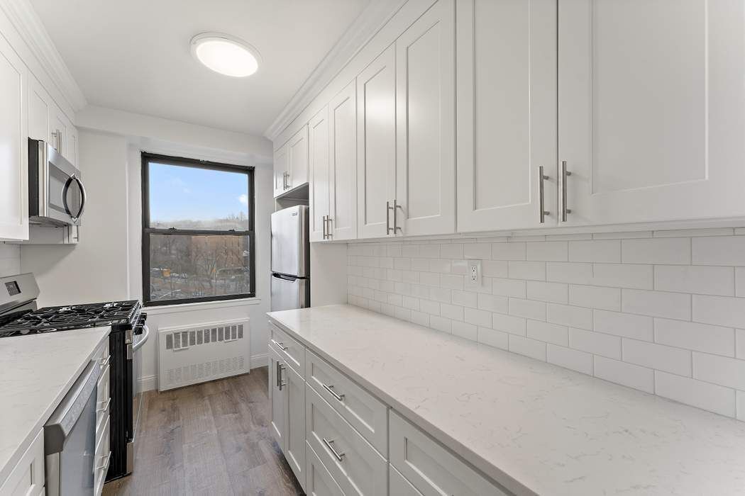 4901 Henry Hudson Parkway West Riverdale Bronx NY 10471