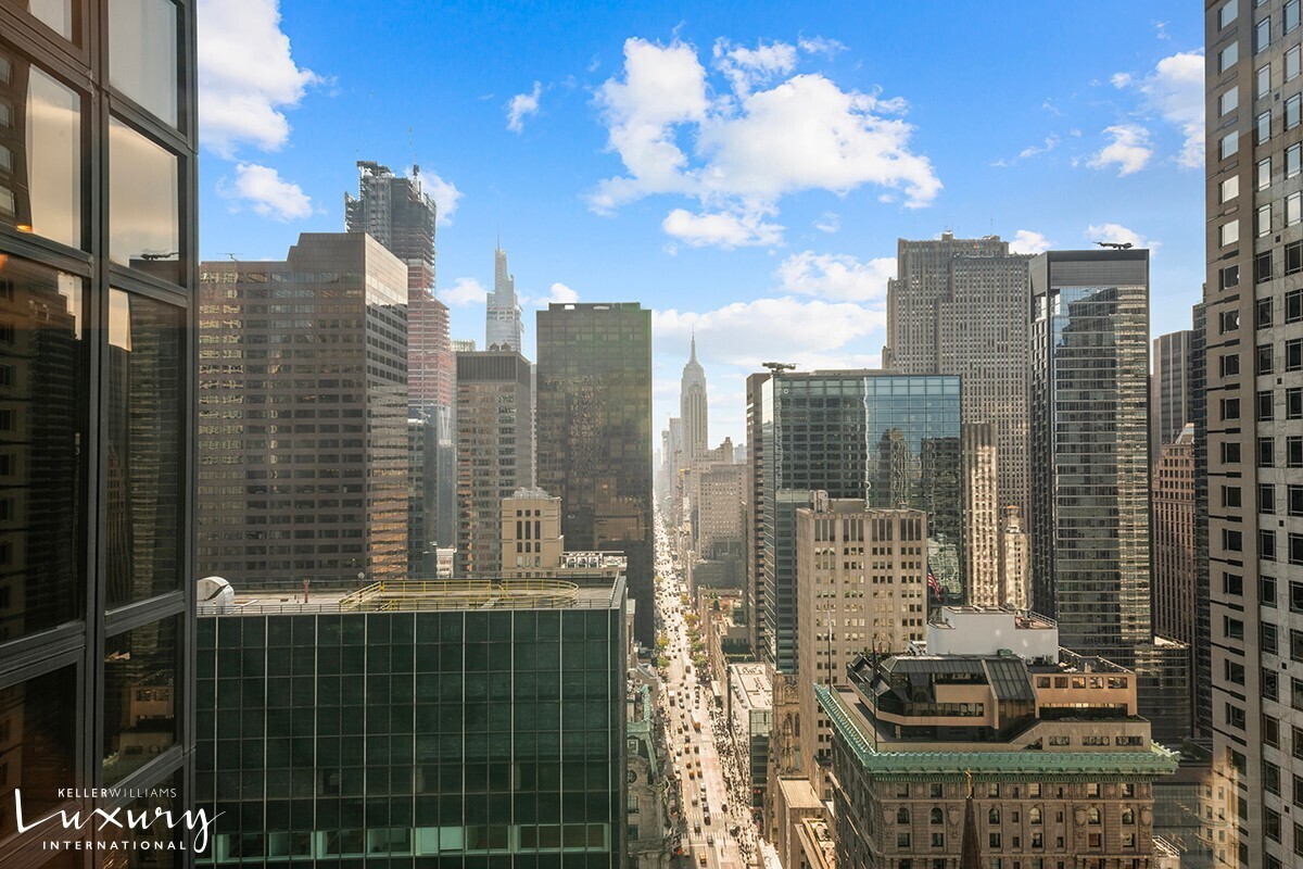 721 Fifth Avenue Midtown East New York NY 10022