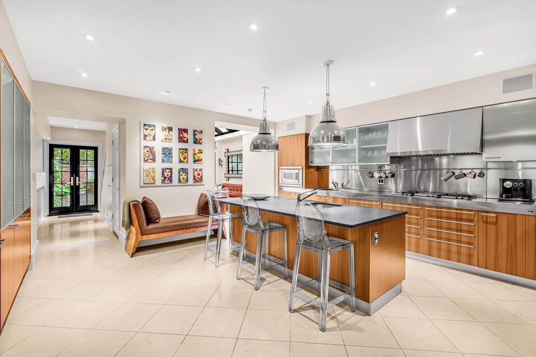 19 East 92nd Street Carnegie Hill New York NY 10128