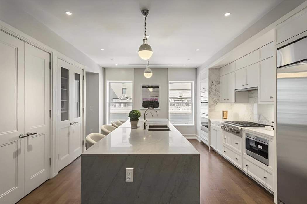 33 East 74th Street Upper East Side New York NY 10021