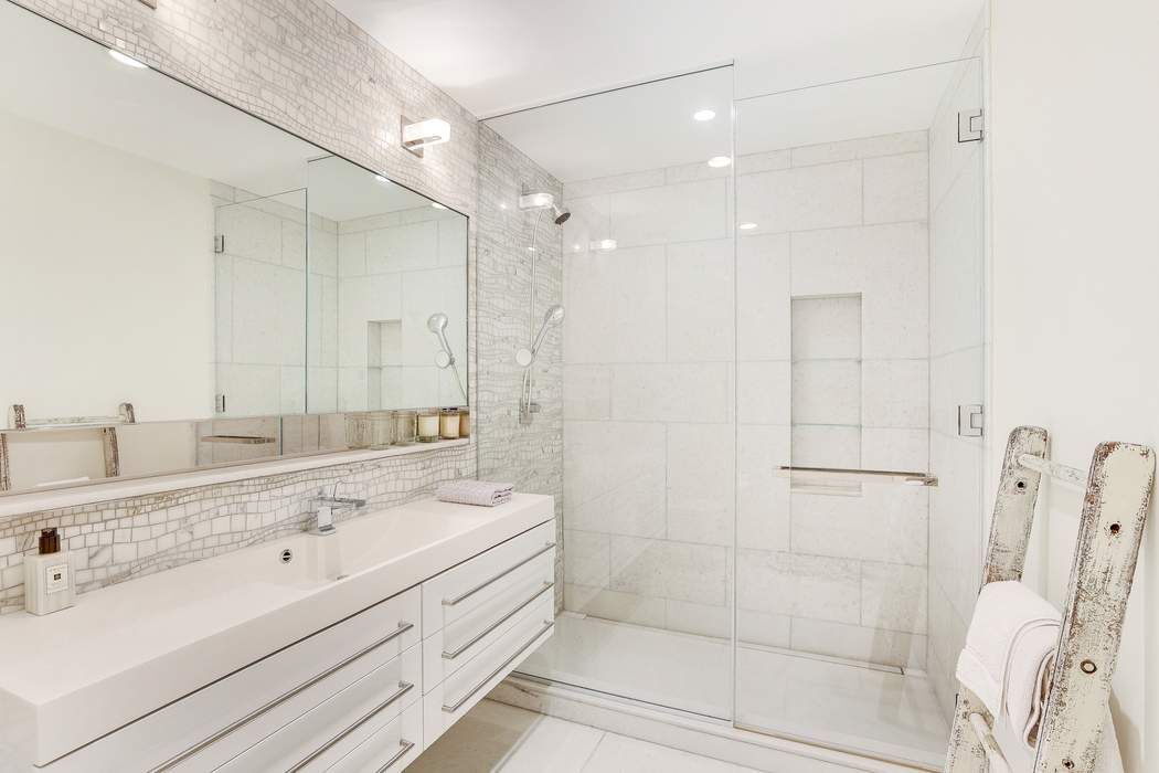 124 West 23rd Street Chelsea New York NY 10011