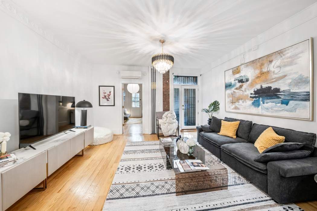 315 West 71st Street Lincoln Square New York NY 10023