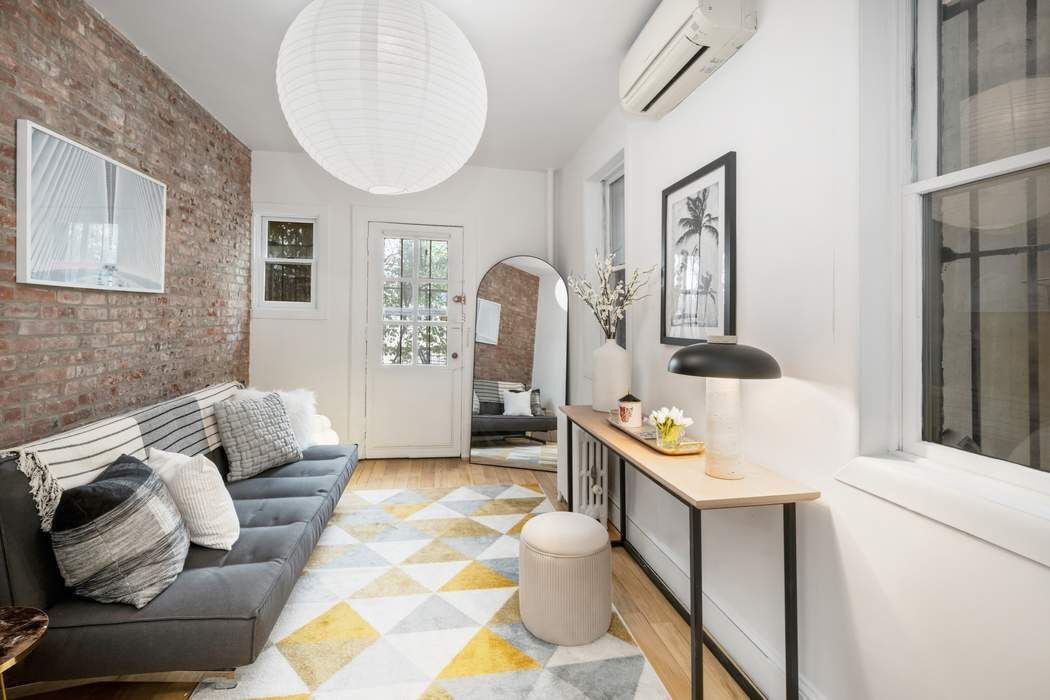 315 West 71st Street Lincoln Square New York NY 10023