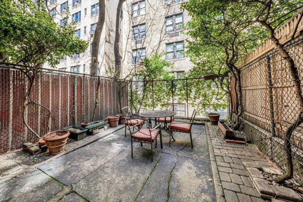 315 West 71st Street Lincoln Square New York NY 10023