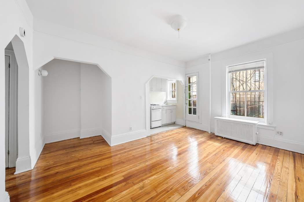315 West 71st Street Lincoln Square New York NY 10023