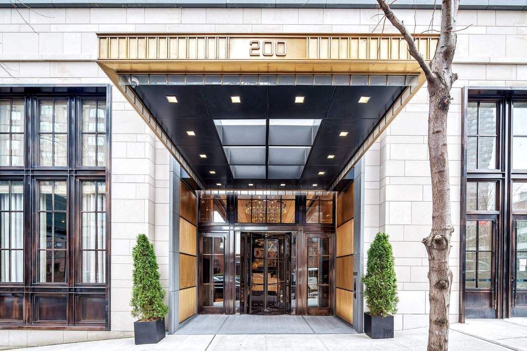 200 East 95th Street Upper East Side New York NY 10128