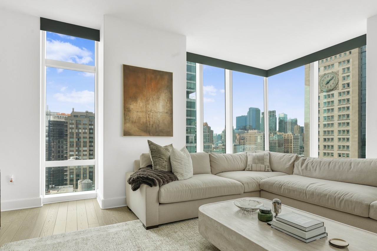 45 E 22nd Street, #26A