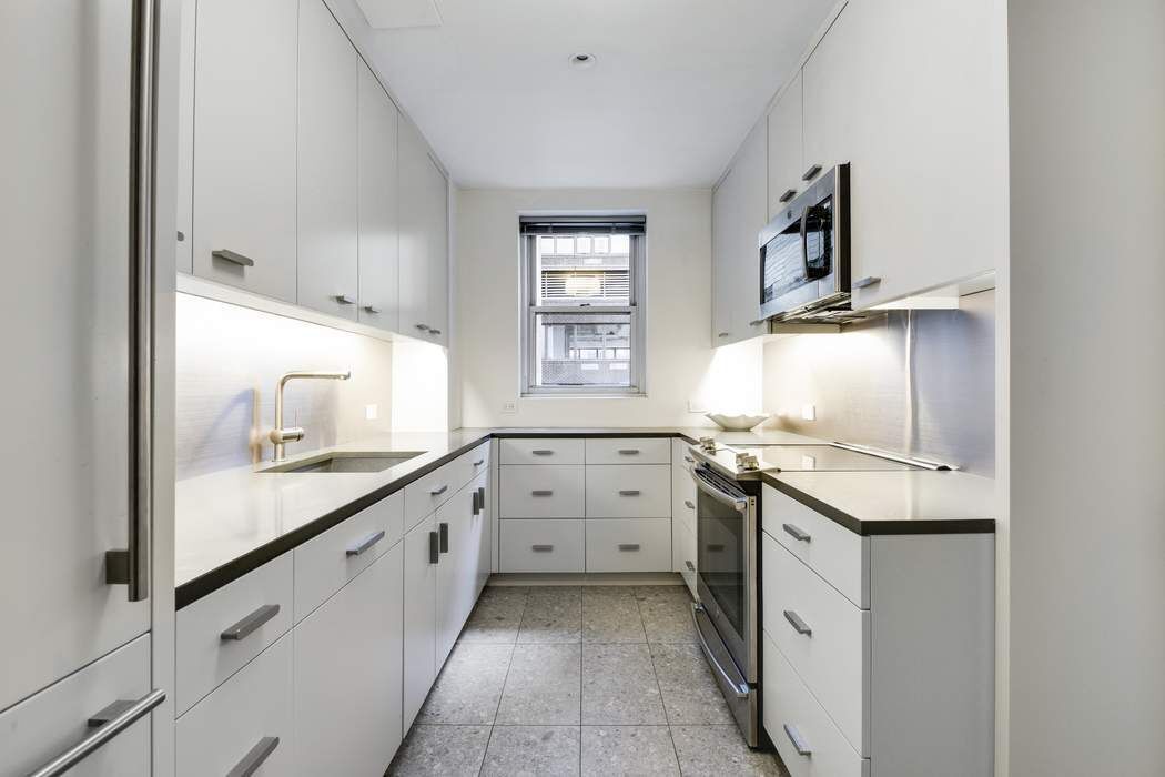 475 Park Avenue Midtown East New York NY 10022