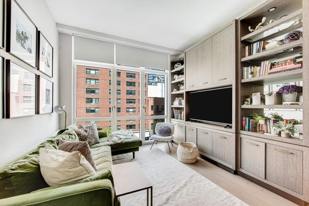 305 East 51st Street Turtle Bay New York NY 10022