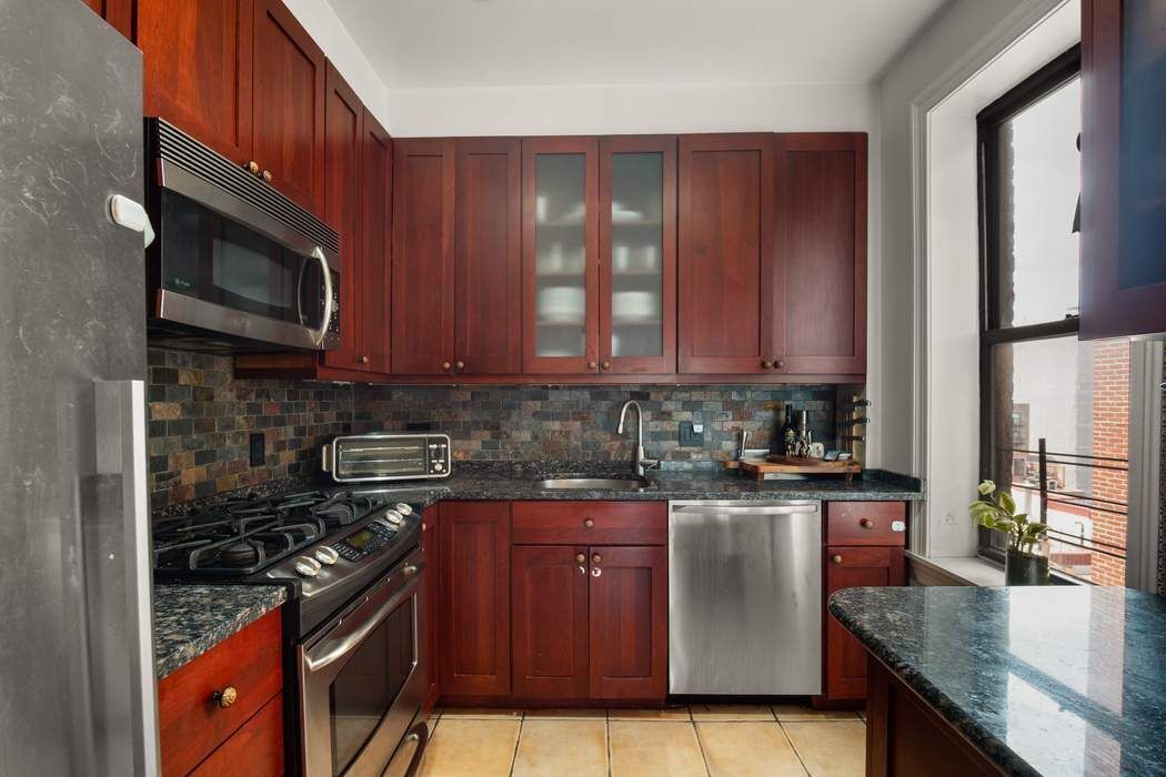 514 West 110th Street Manhattan Valley New York NY 10025