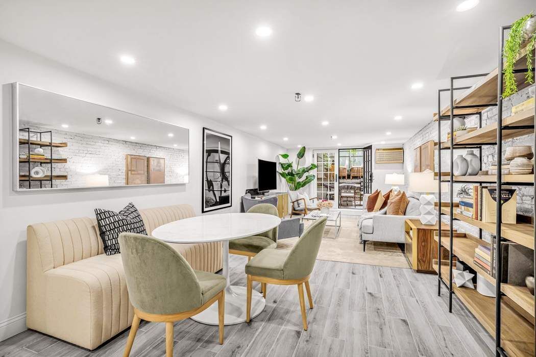 453 West 22nd Street Chelsea New York NY 10011