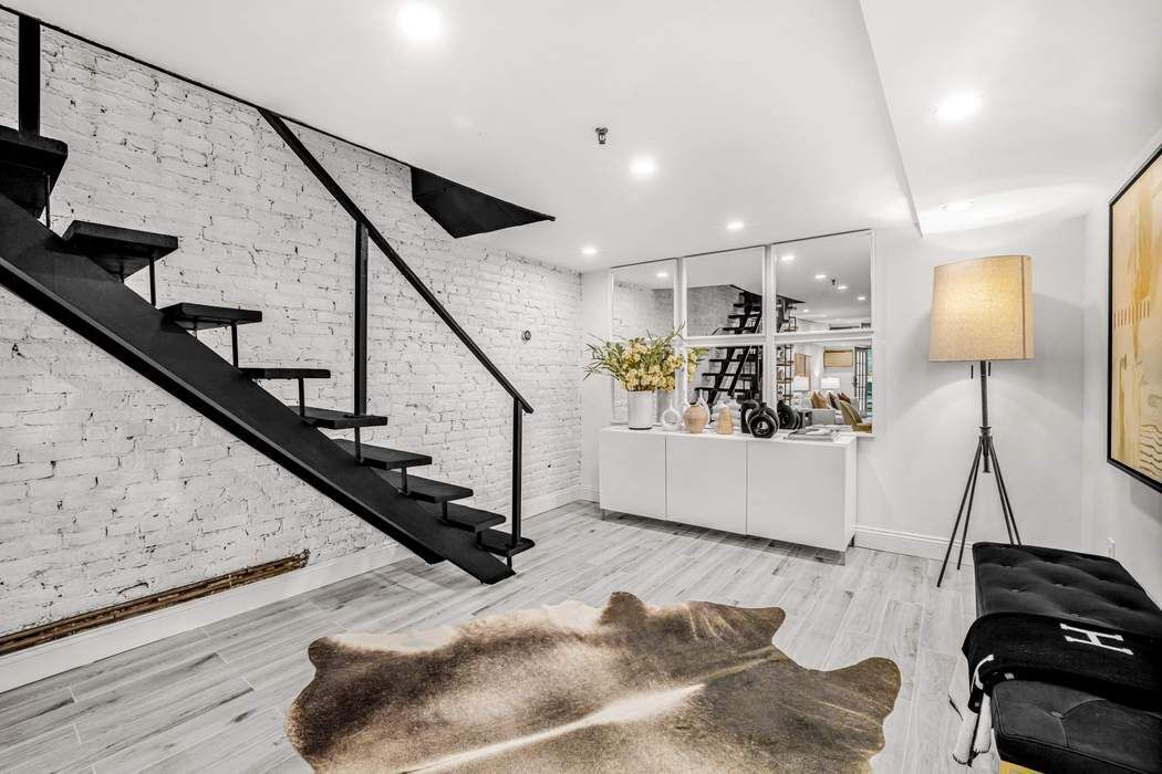 453 West 22nd Street Chelsea New York NY 10011