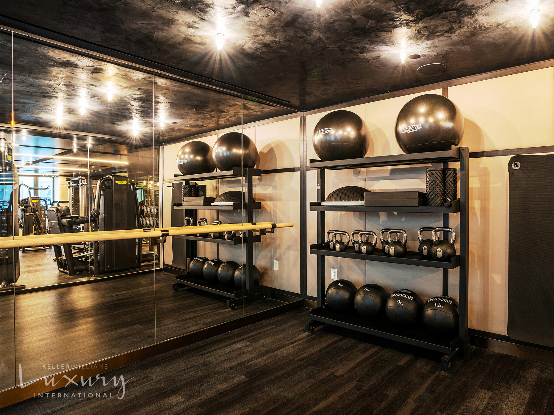 685 Fifth Avenue 6D Midtown East New York NY 10022