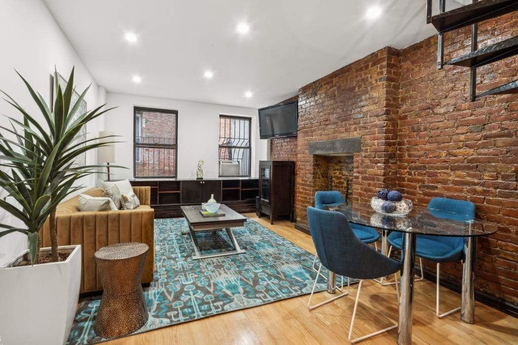 118 Suffolk Street 2D Lower East Side New York NY 10002