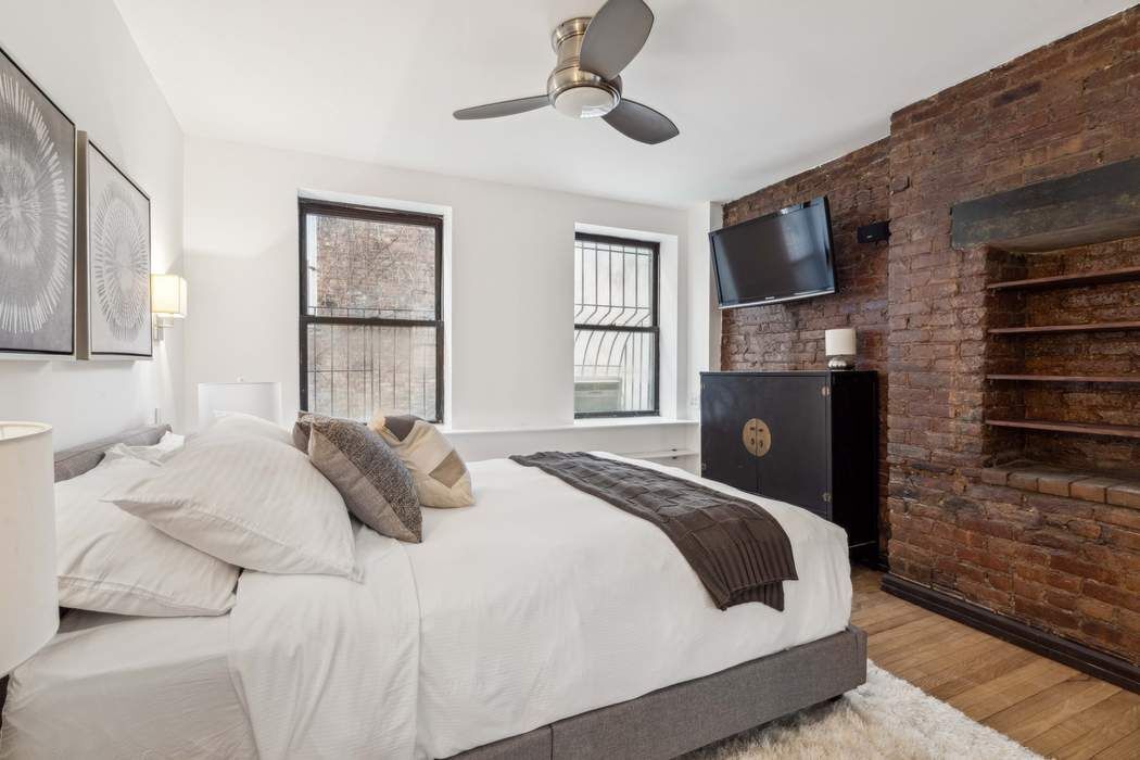 118 Suffolk Street 2D Lower East Side New York NY 10002