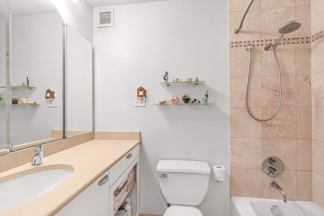 300 Rector Place 4B Battery Park City New York NY 10280
