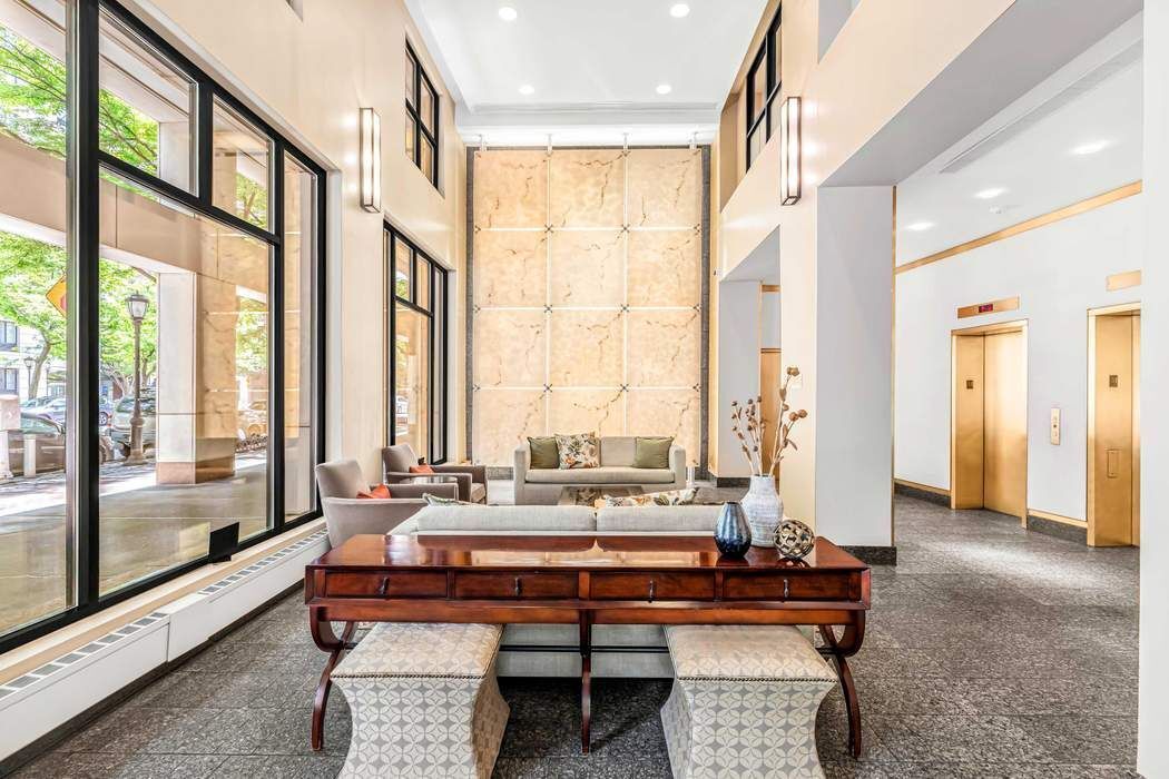 300 Rector Place 4B Battery Park City New York NY 10280
