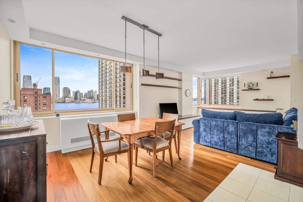 250 South End Avenue 15B Battery Park City New York NY 10280