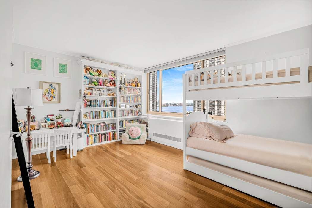 250 South End Avenue 15B Battery Park City New York NY 10280