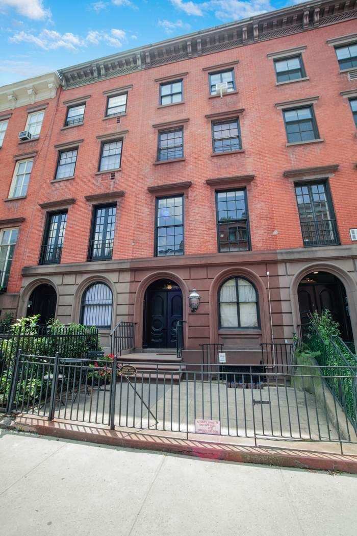 448 West 20th Street Garden Chelsea New York NY 10011