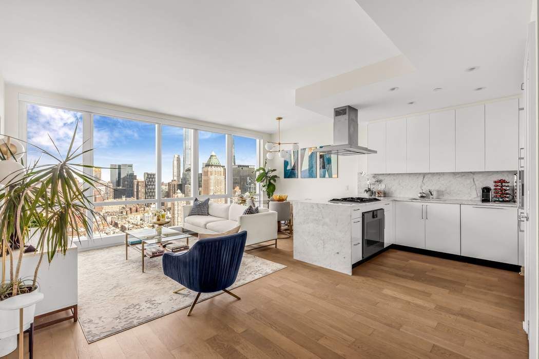 460 West 42nd Street 54M Clinton New York NY 10036
