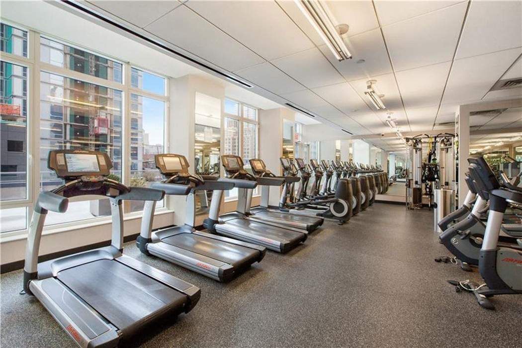 247 West 46th Street 3303 Midtown West New York NY 10036