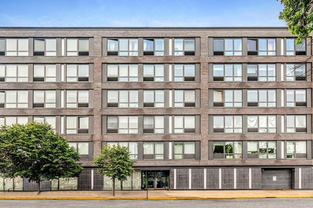 11-25 45th Avenue 6G Long Island City Queens NY 11101