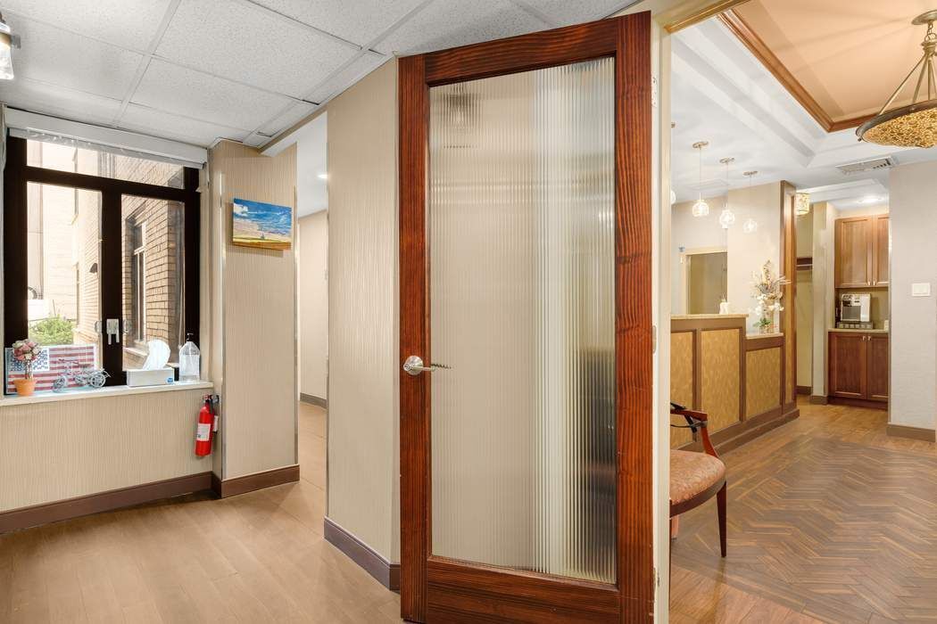 25 West 54th Street 1A/1F Midtown West New York NY 10019