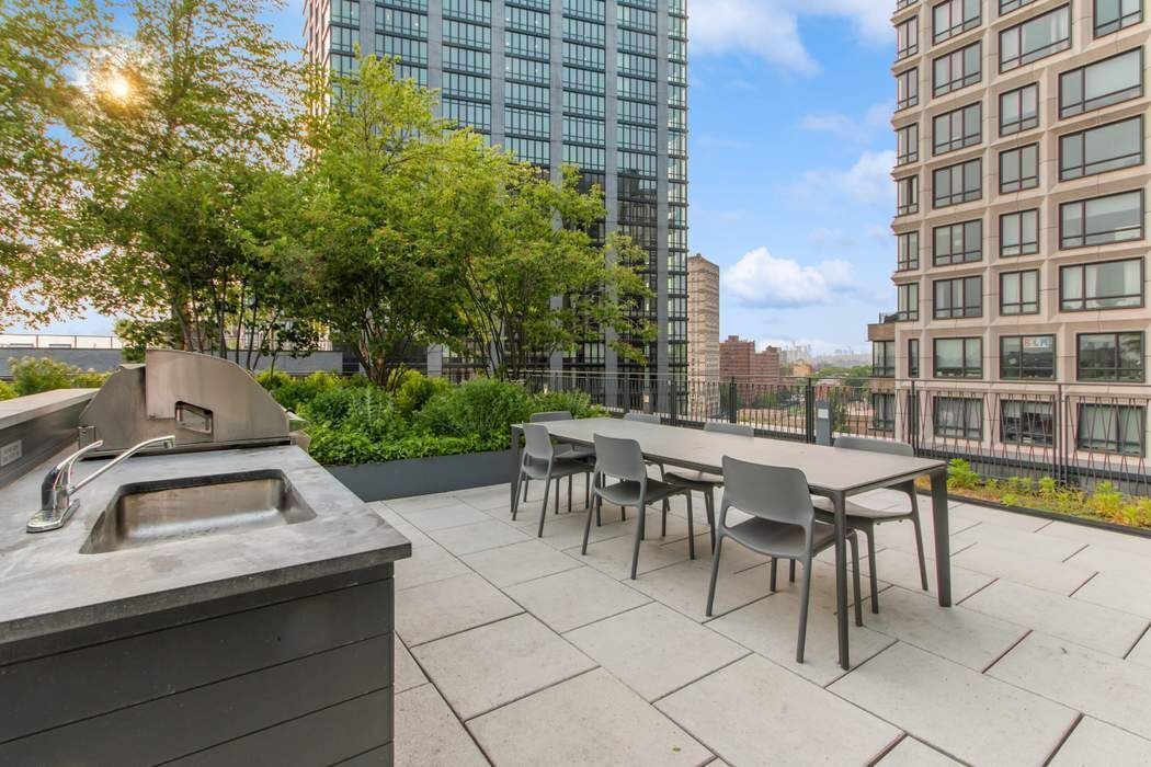 550 Vanderbilt Avenue 523 Pacific Park Brooklyn NY 11238