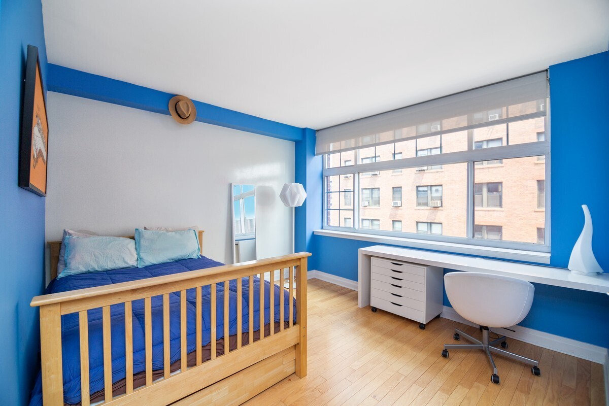 272 West 107th Street Manhattan Valley New York NY 10025