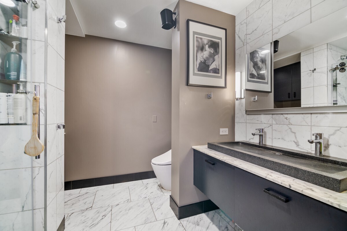 272 West 107th Street Manhattan Valley New York NY 10025