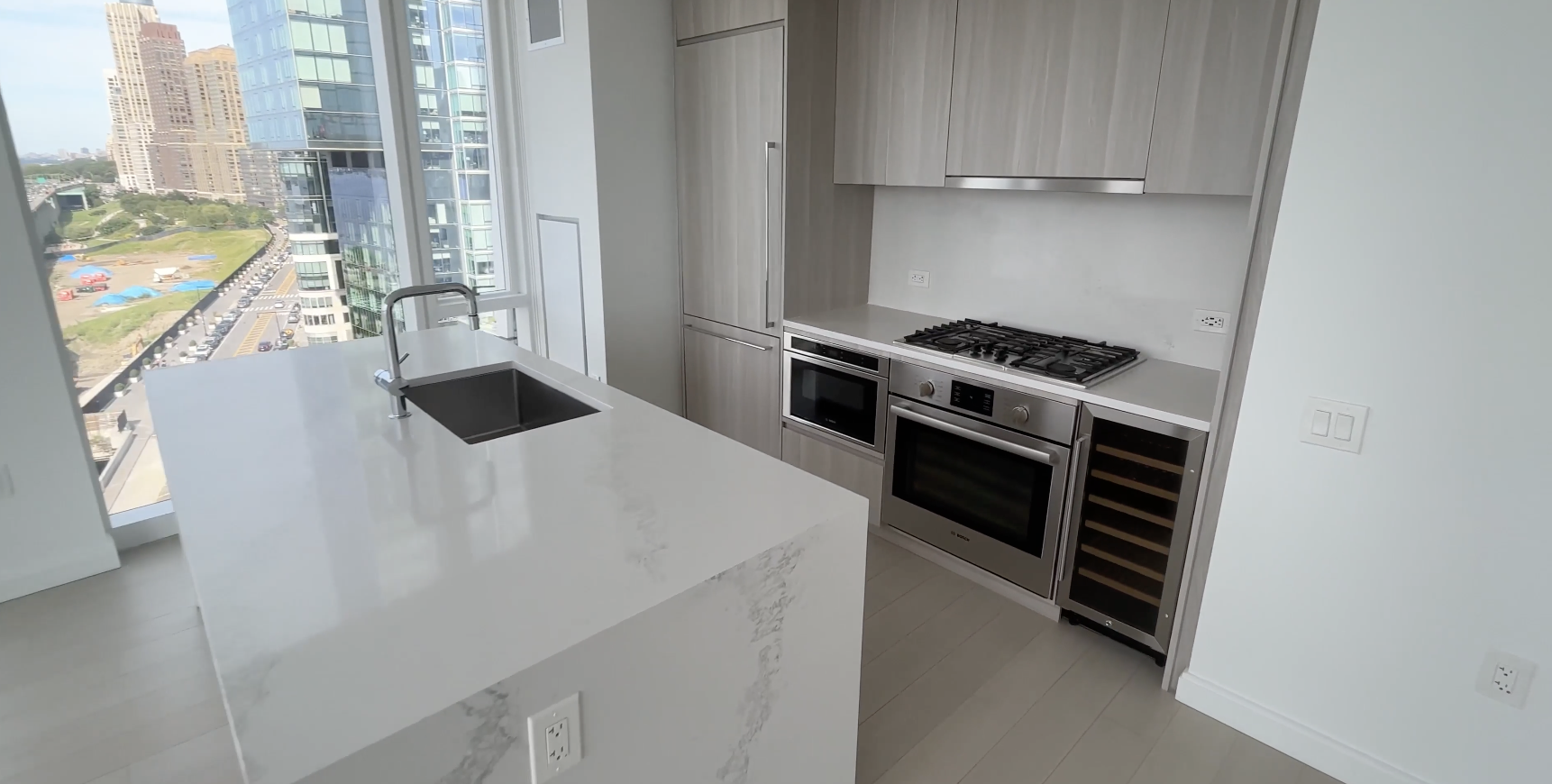 10 Riverside Blvd. Lincoln Square New York NY 10069