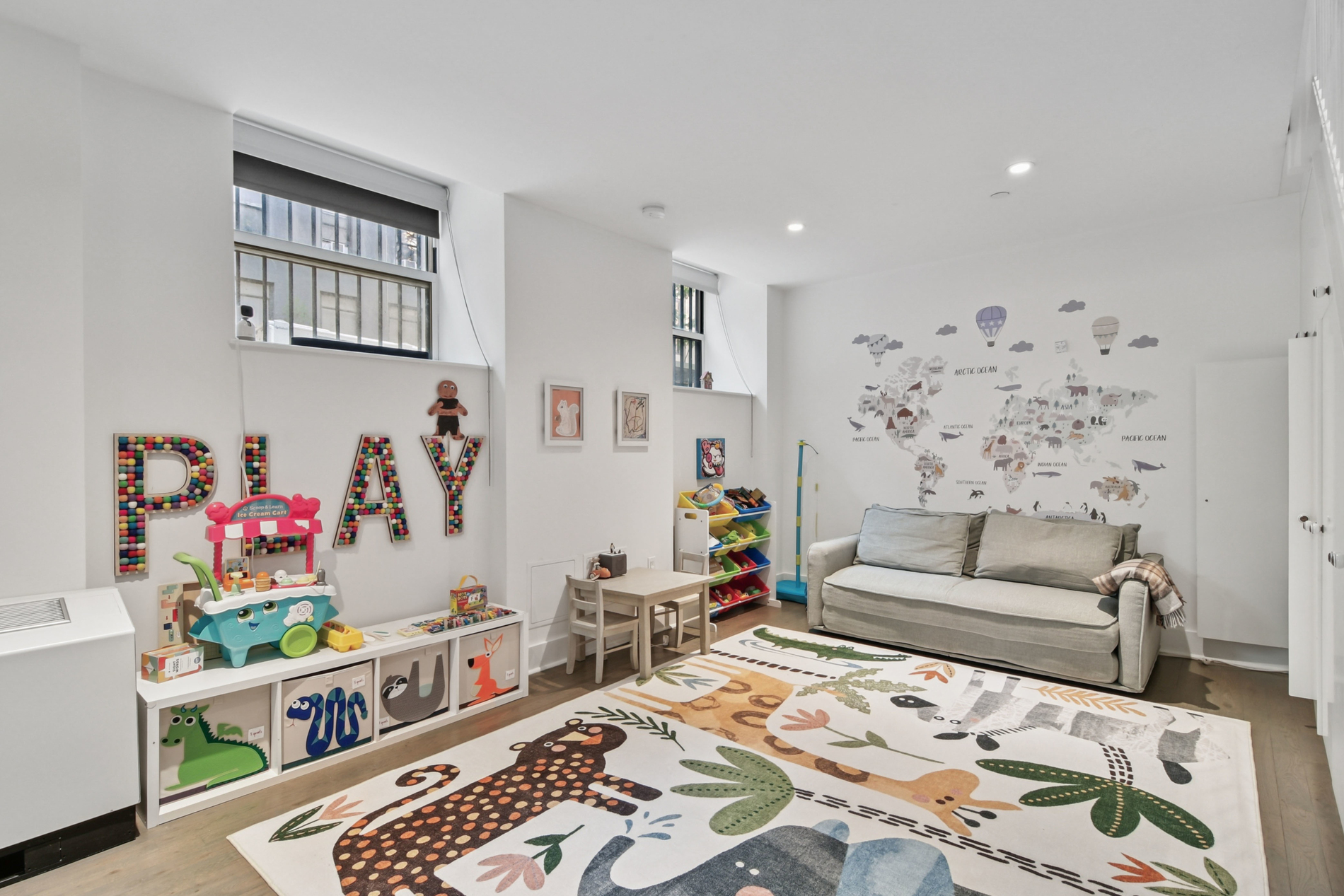 416 West 52nd Street Clinton New York NY 10019