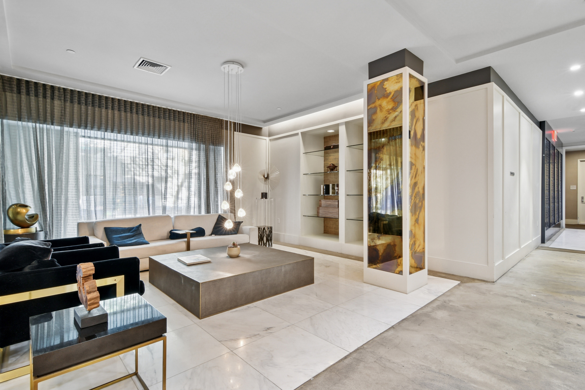 416 West 52nd Street Clinton New York NY 10019