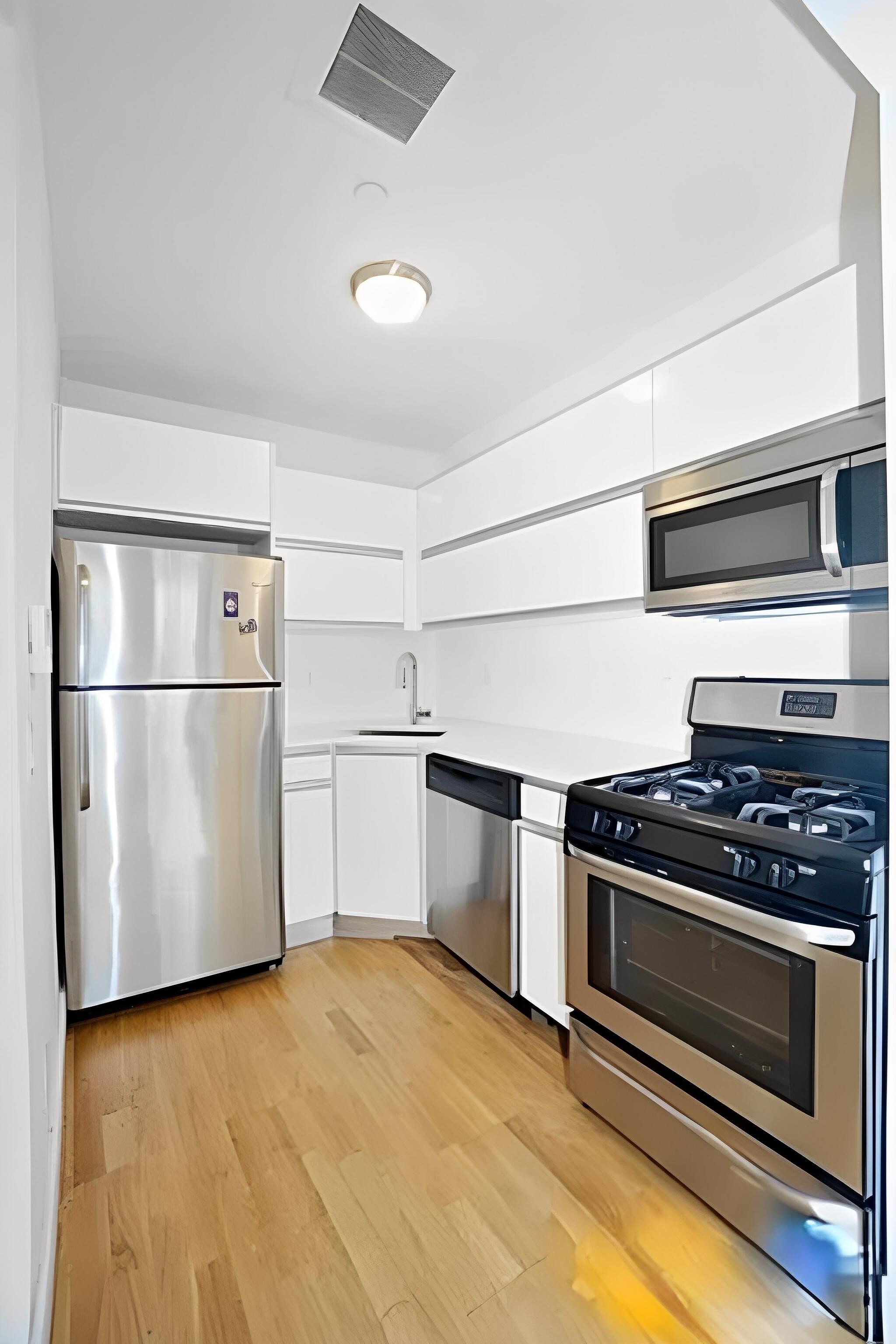 530 Lafayette Avenue 1F Bedford Stuyvesant Brooklyn NY 11205