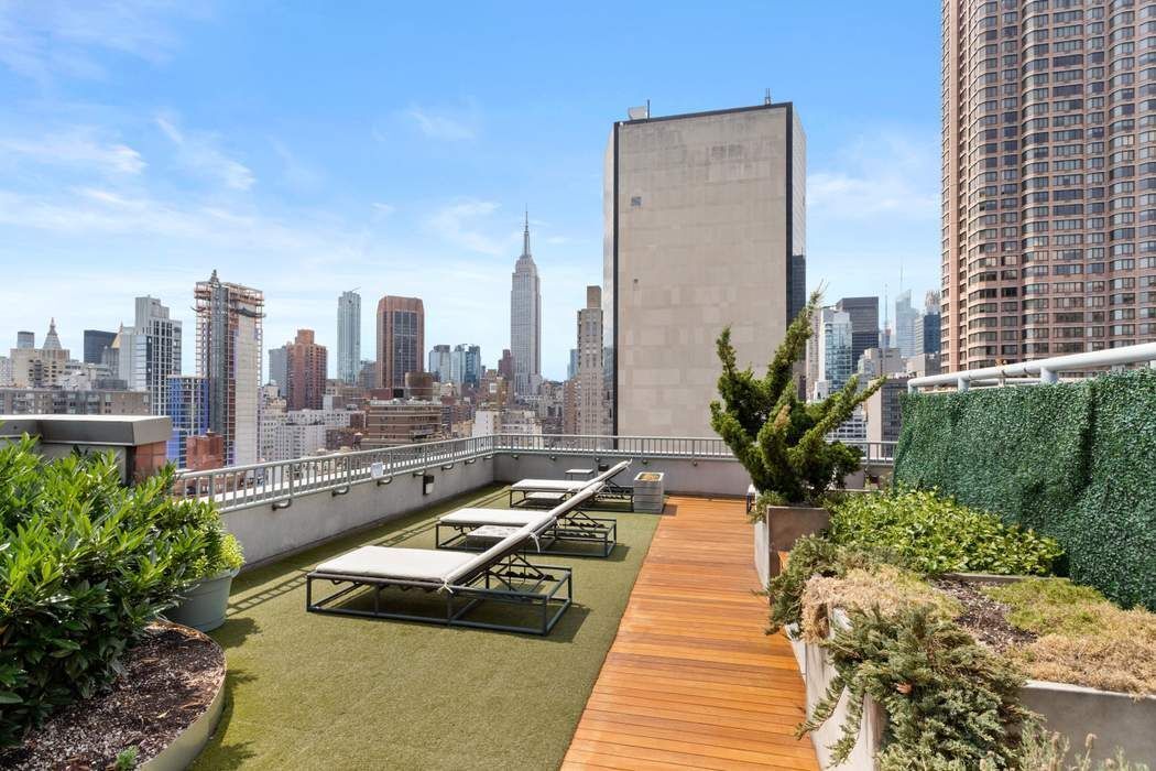 308 East 38th Street 11D Murray Hill New York NY 10016